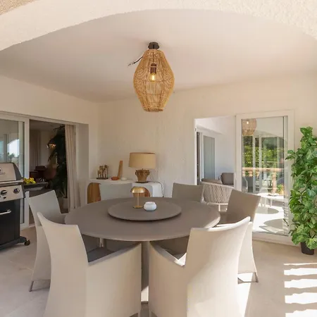 Robin - Costa Carpediem קלפה