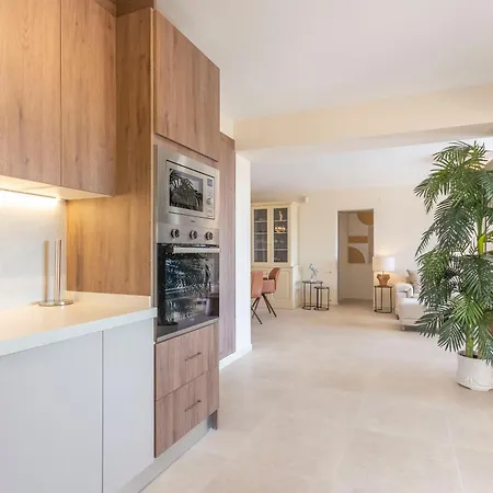 Robin - Costa Carpediem * קלפה