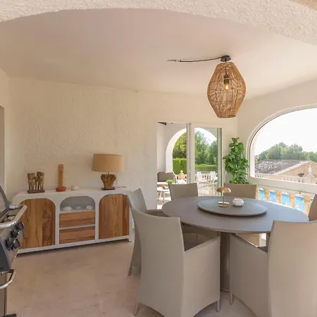 Robin - Costa Carpediem Vila