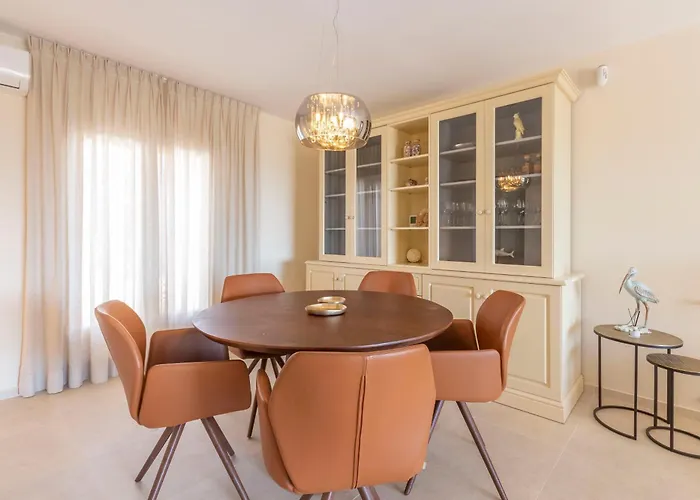 Robin - Costa Carpediem * 칼페